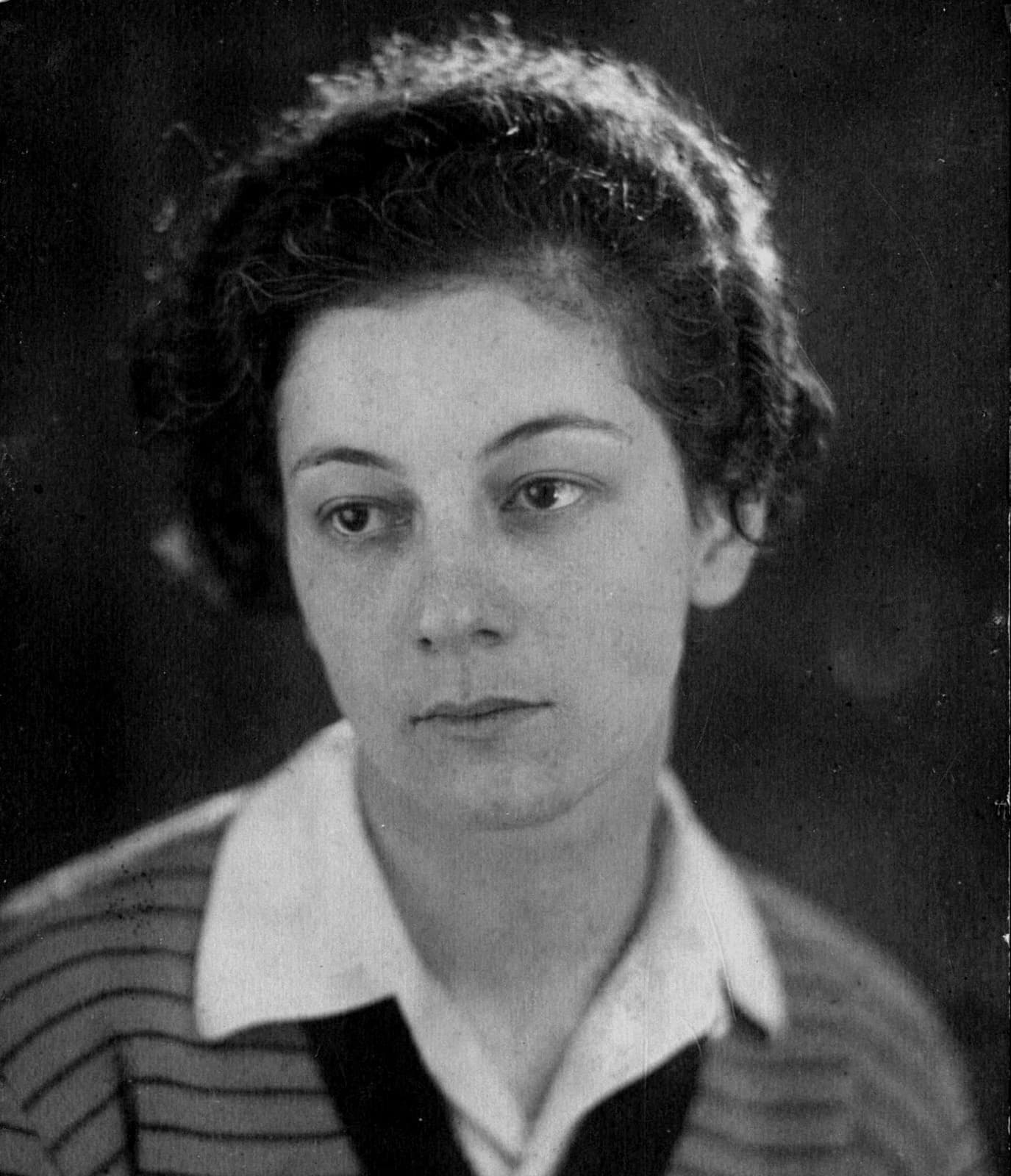 Portrait photograph of Elene Akhvlediani